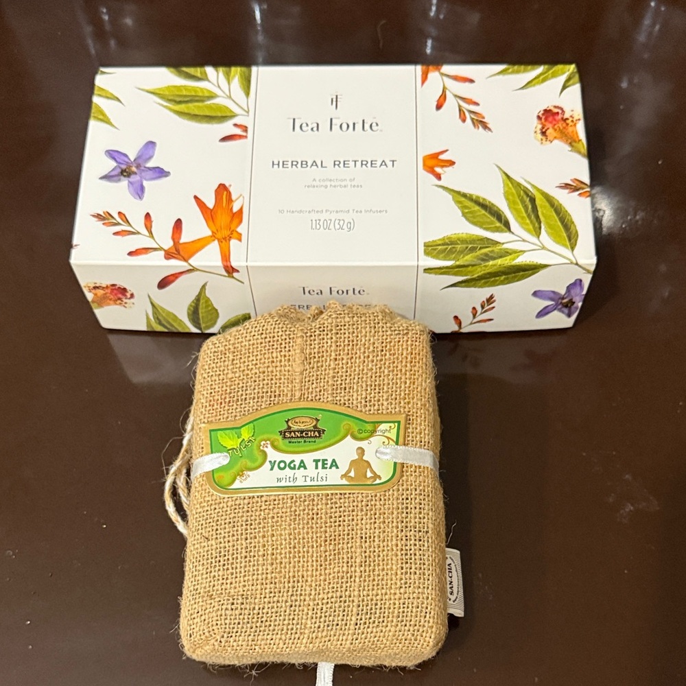 Forte Herbal Retreat Tea Set with Floral Design